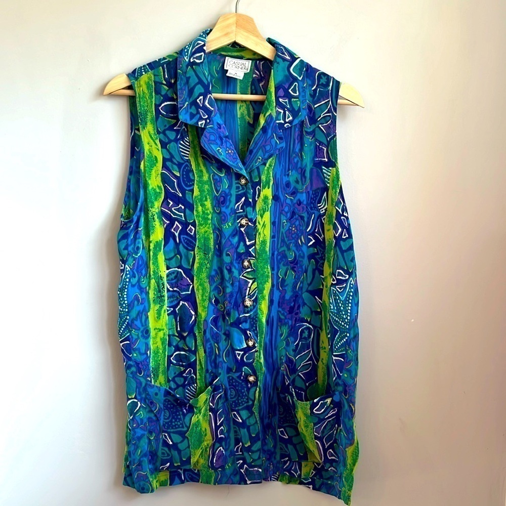 Vintage Casual Corner 100% Silk Button Up Size Medium